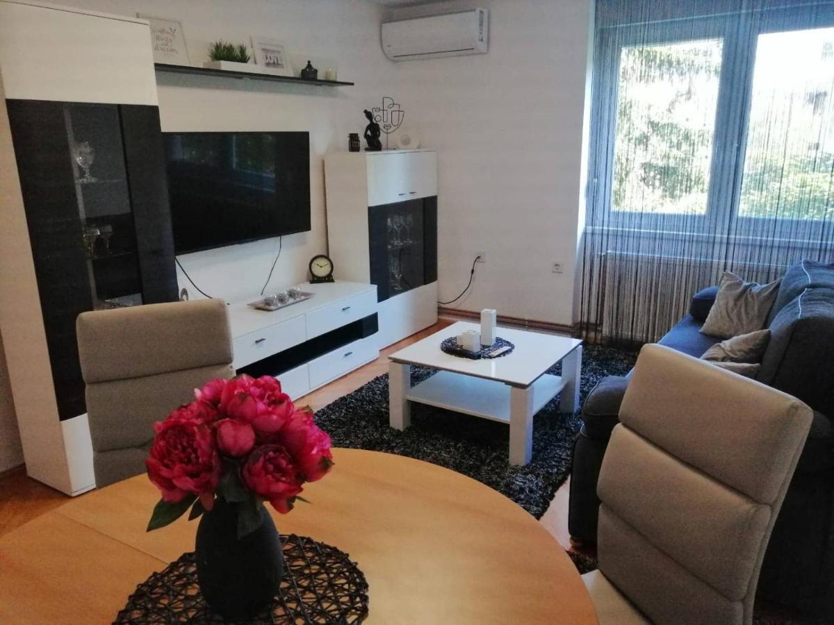 Apartman D&D*** Varaždin 外观 照片