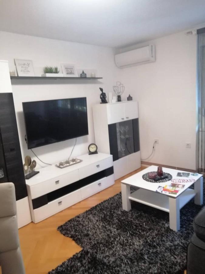 Apartman D&D*** Varaždin 外观 照片